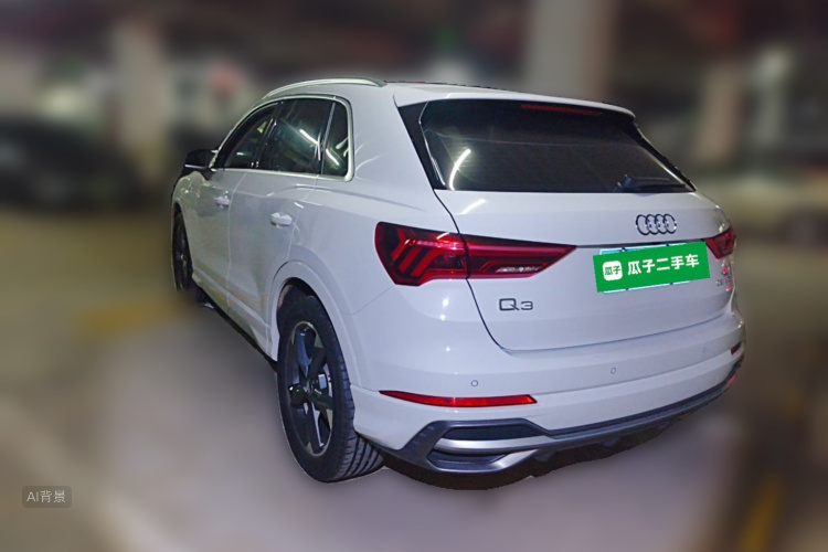 Audi Q3 2020 car image #5