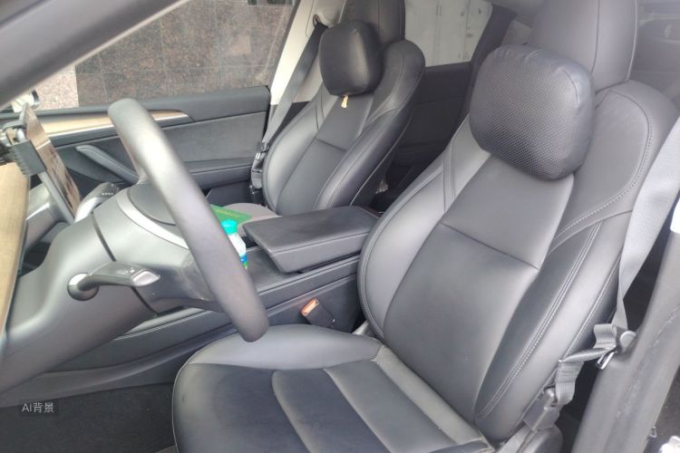 Tesla Model Y 2021 #17 Tesla Model Y 2021 car image #17