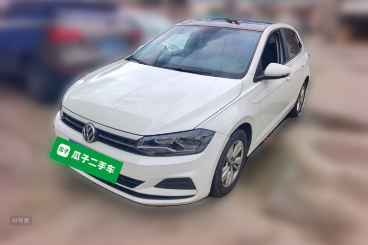 Volkswagen Polo 2020 car image #2