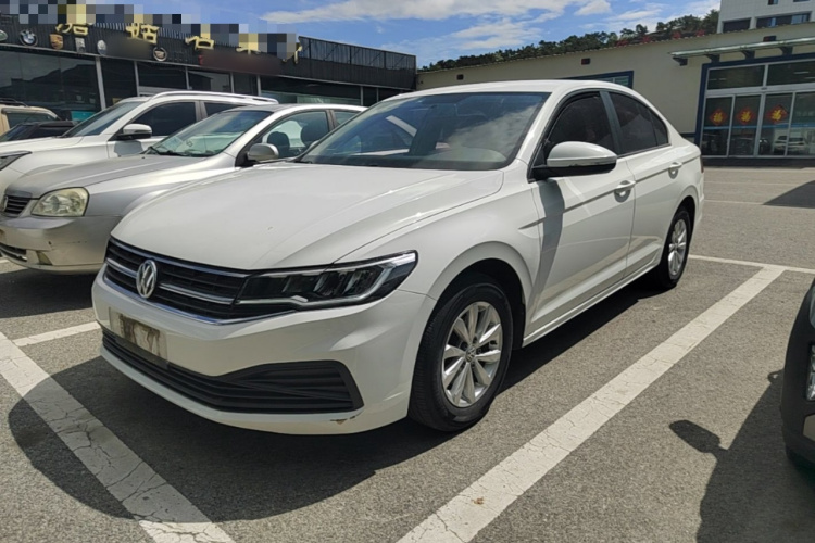 Volkswagen Bora 2020 car image #2