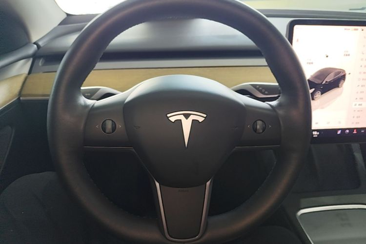 Tesla Model Y 2022 #11 Tesla Model Y 2022 immagine di auto #11