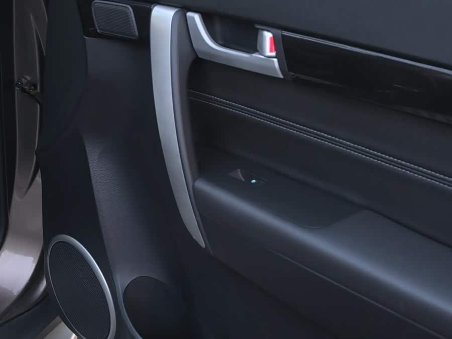 Chevrolet Captiva 2016 imagen de coche #57