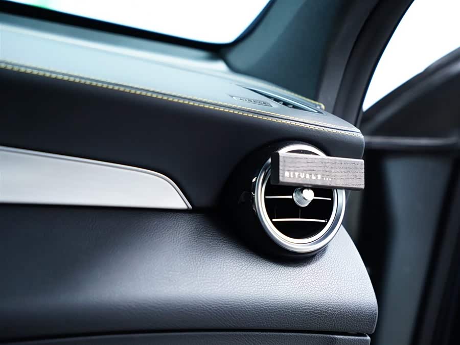 Mercedes-Benz GLC Coupe AMG 2019 #57 Mercedes-Benz GLC Coupe AMG 2019 car image #57