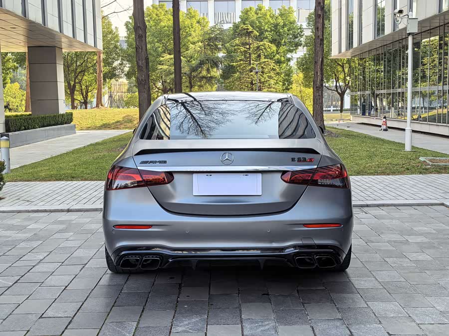 Mercedes-Benz E AMG 2021 صورة سيارة #57