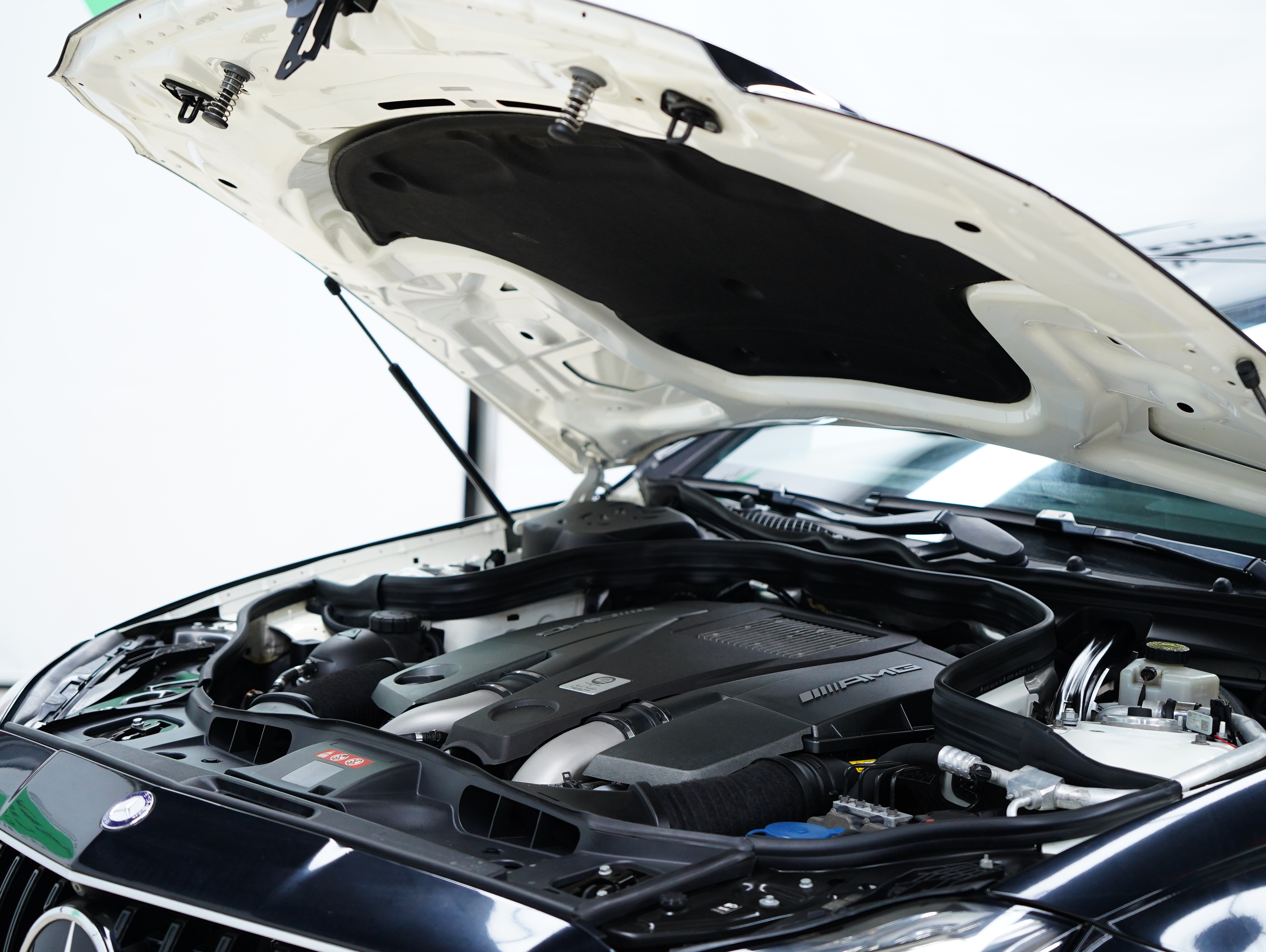 Mercedes-Benz CLS AMG 2017 car image #57