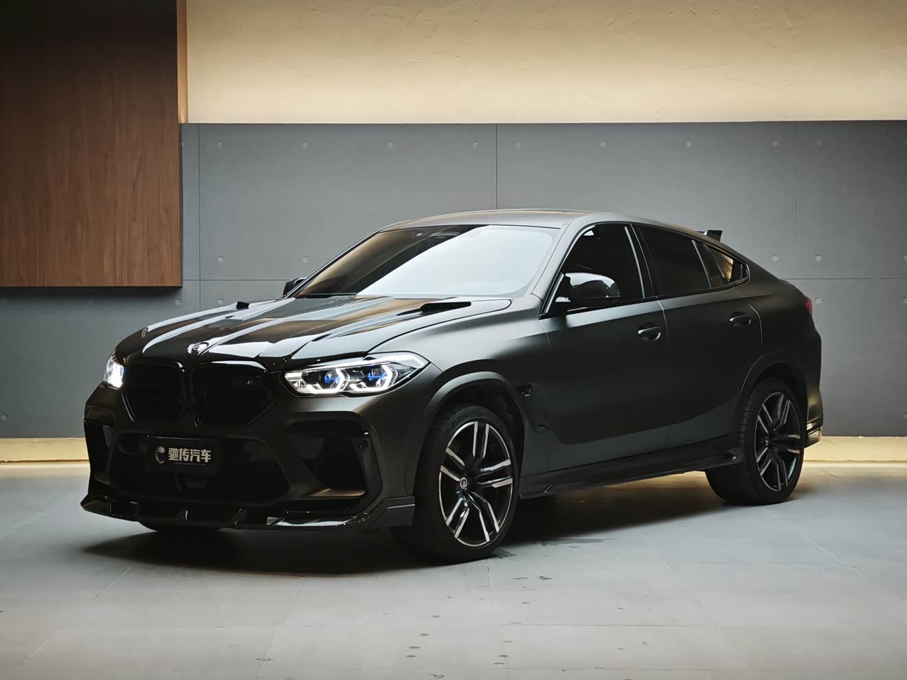 BMW X6 M 2022 car image 