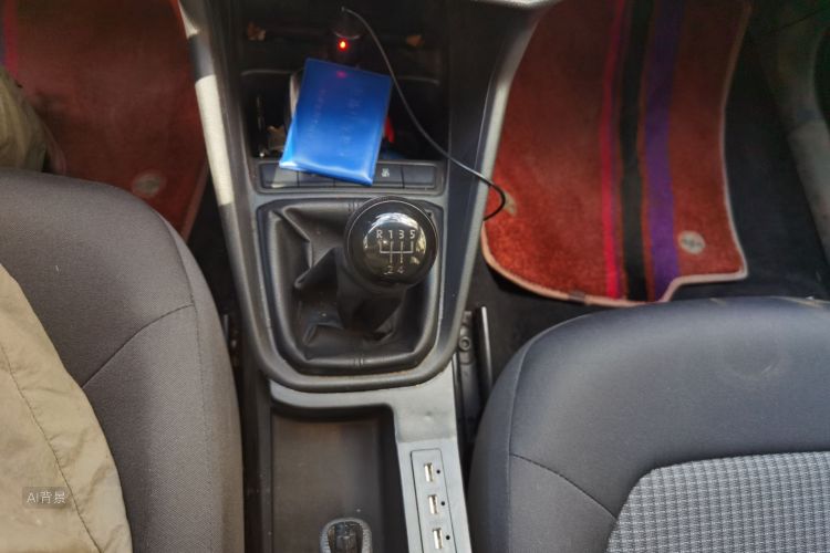 Volkswagen Santana 2020 immagine di auto #16