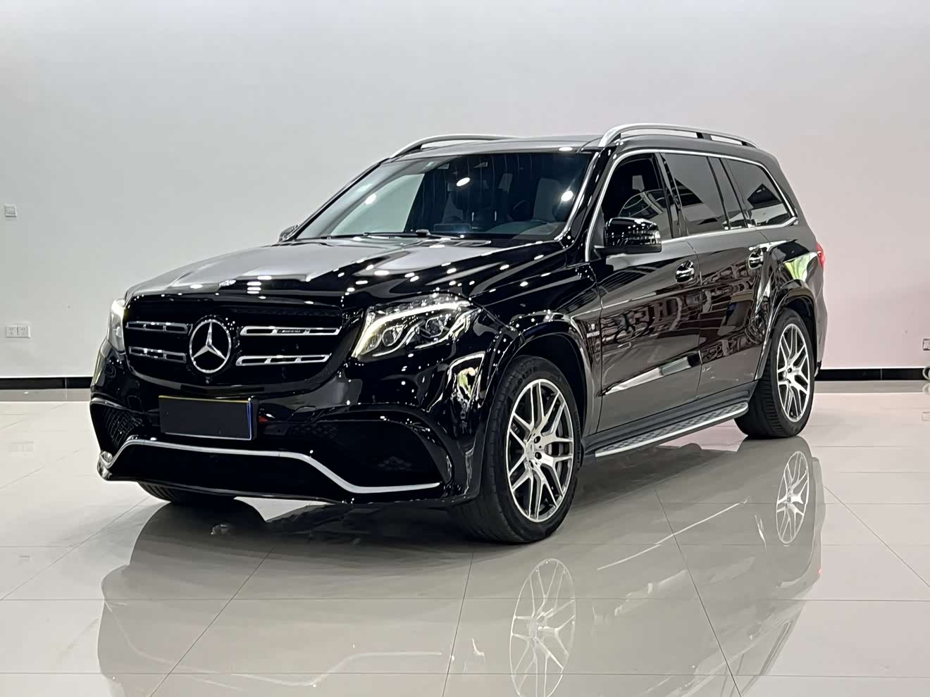 Mercedes-Benz GLS AMG 2016 Mercedes-Benz GLS AMG 2016 car image
