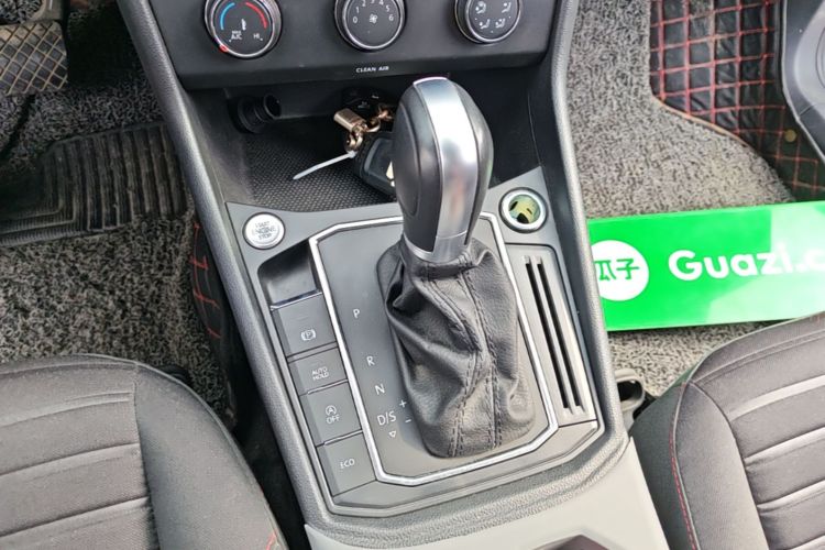 Volkswagen Lavida 2023 car image #14