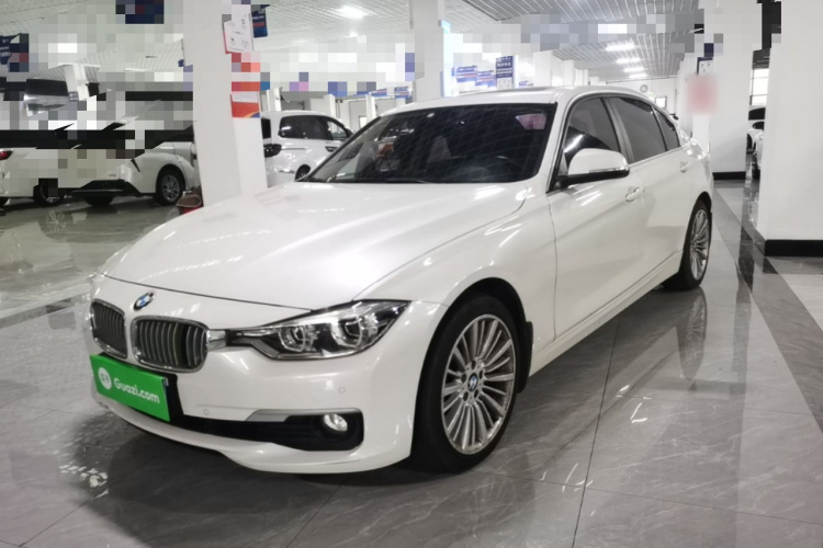 BMW 3 Series 2018 car image #2