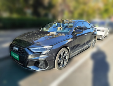 Audi A3 2023 صورة سيارة 