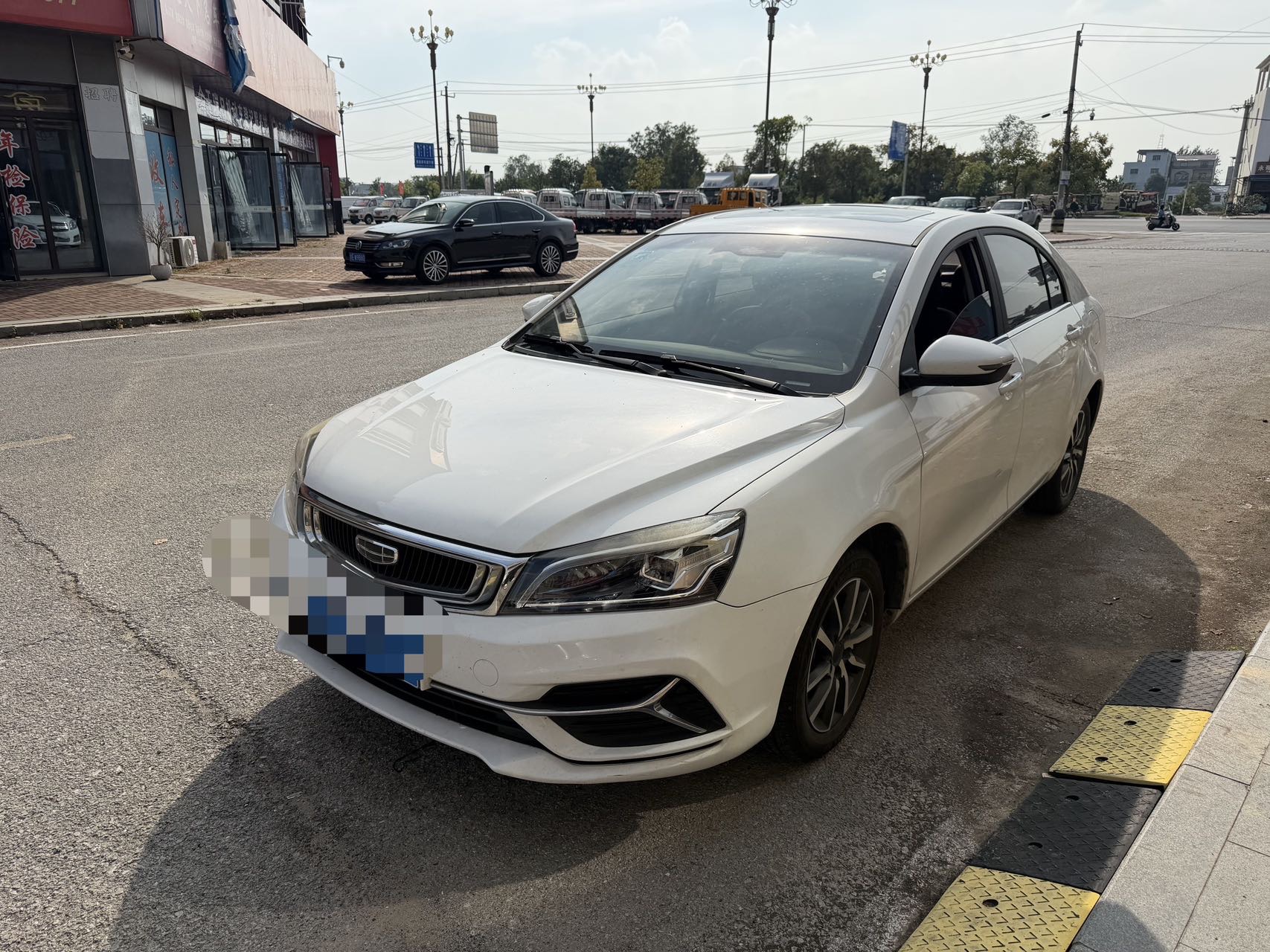 GEELY Emgrand 2020 car image #2