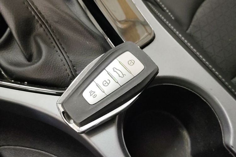GEELY Emgrand 2021 #9 GEELY Emgrand 2021 car image #9