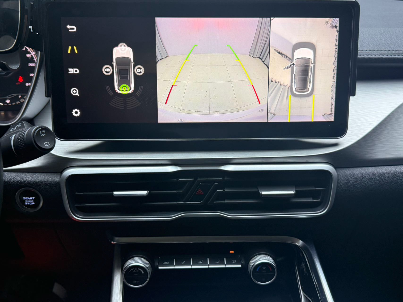 GEELY Coolray 2022 #20 GEELY Coolray 2022 car image #20