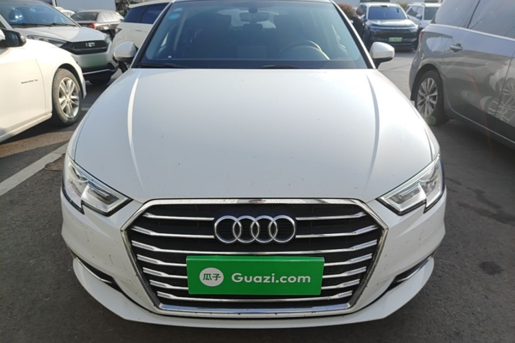 Audi A3 2020 immagine di auto #3