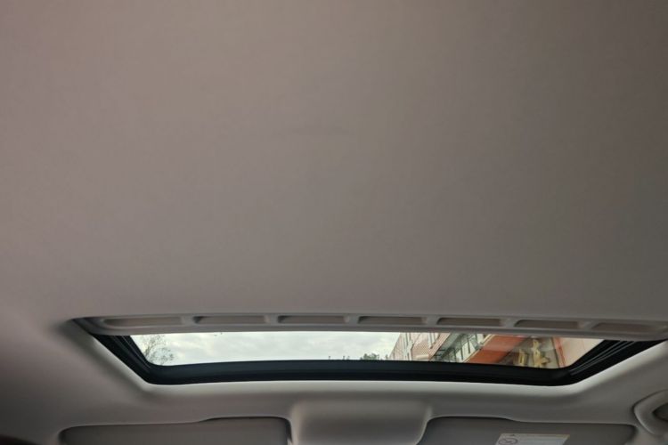 Volkswagen Santana 2016 car image #18