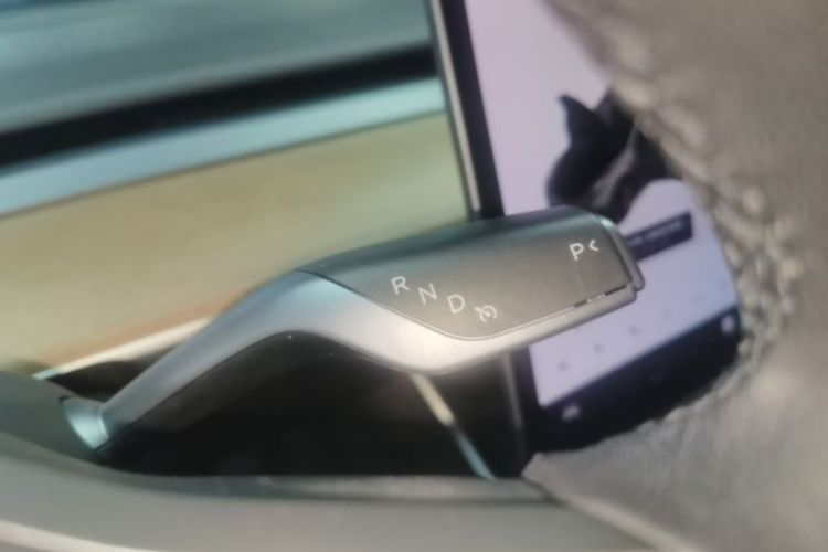 Tesla Model 3 2020 #14 Tesla Model 3 2020 car image #14