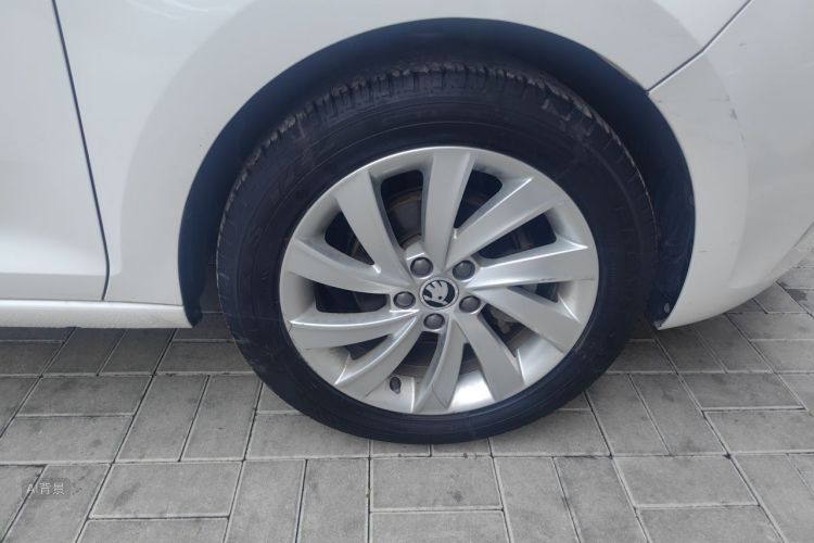 Skoda Rapid 2019 #9 Skoda Rapid 2019 car image #9