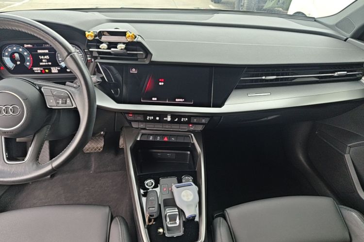 Audi A3 2021 car image #13