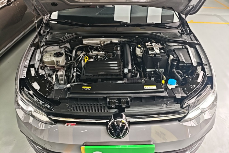Volkswagen Golf 2023 #20 Volkswagen Golf 2023 car image #20