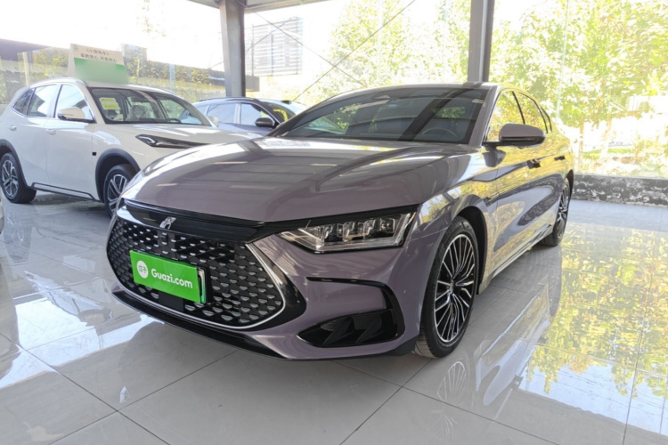 BYD Han 2023 car image #2