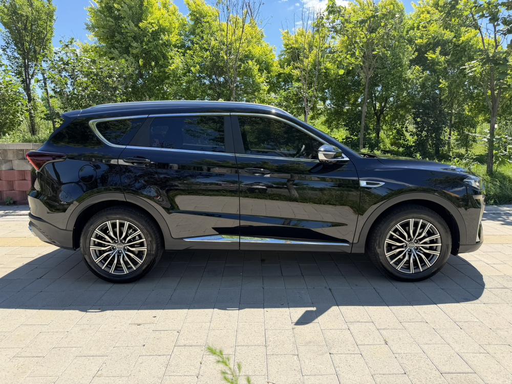 Jetour X70 PLUS 2023 car image #8