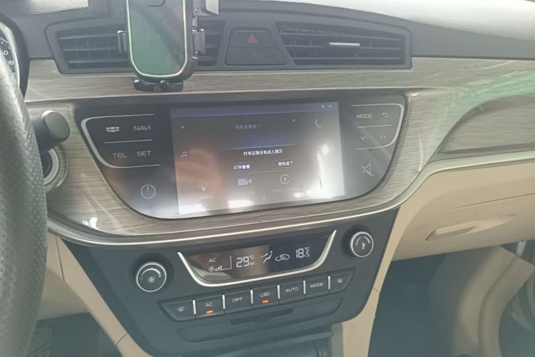 GEELY Emgrand 2017 #17 GEELY Emgrand 2017 car image #17