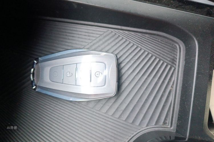 GEELY Coolray 2026 #10 GEELY Coolray 2026 car image #10