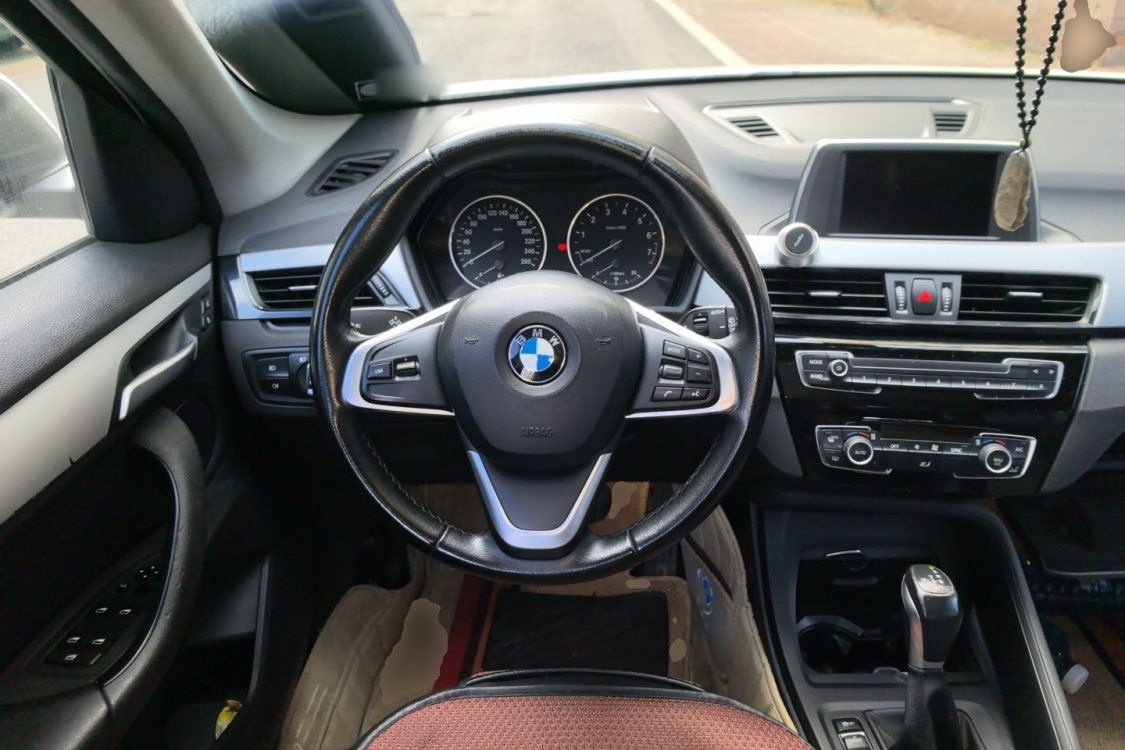BMW X1 2017 car image #22