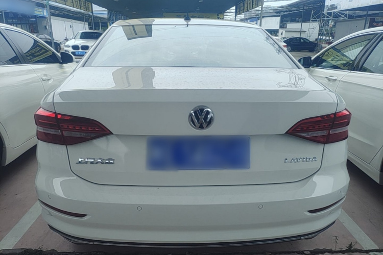 Volkswagen Lavida 2020 #6 Volkswagen Lavida 2020 car image #6