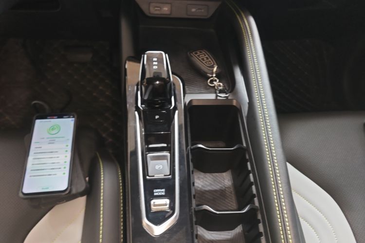 GEELY Coolray 2023 car image #14