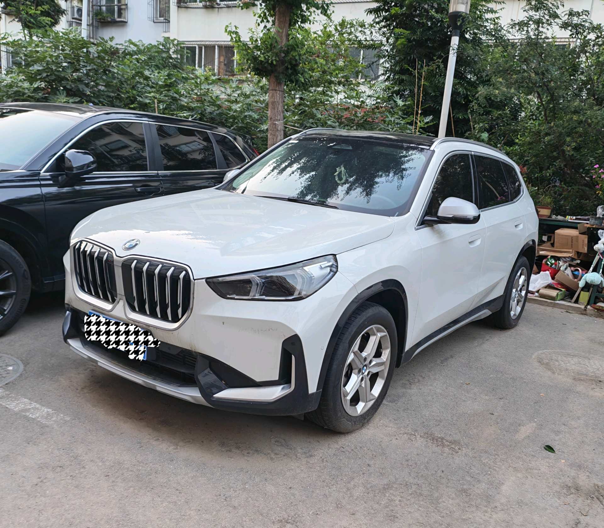 BMW X1 2023 car image 