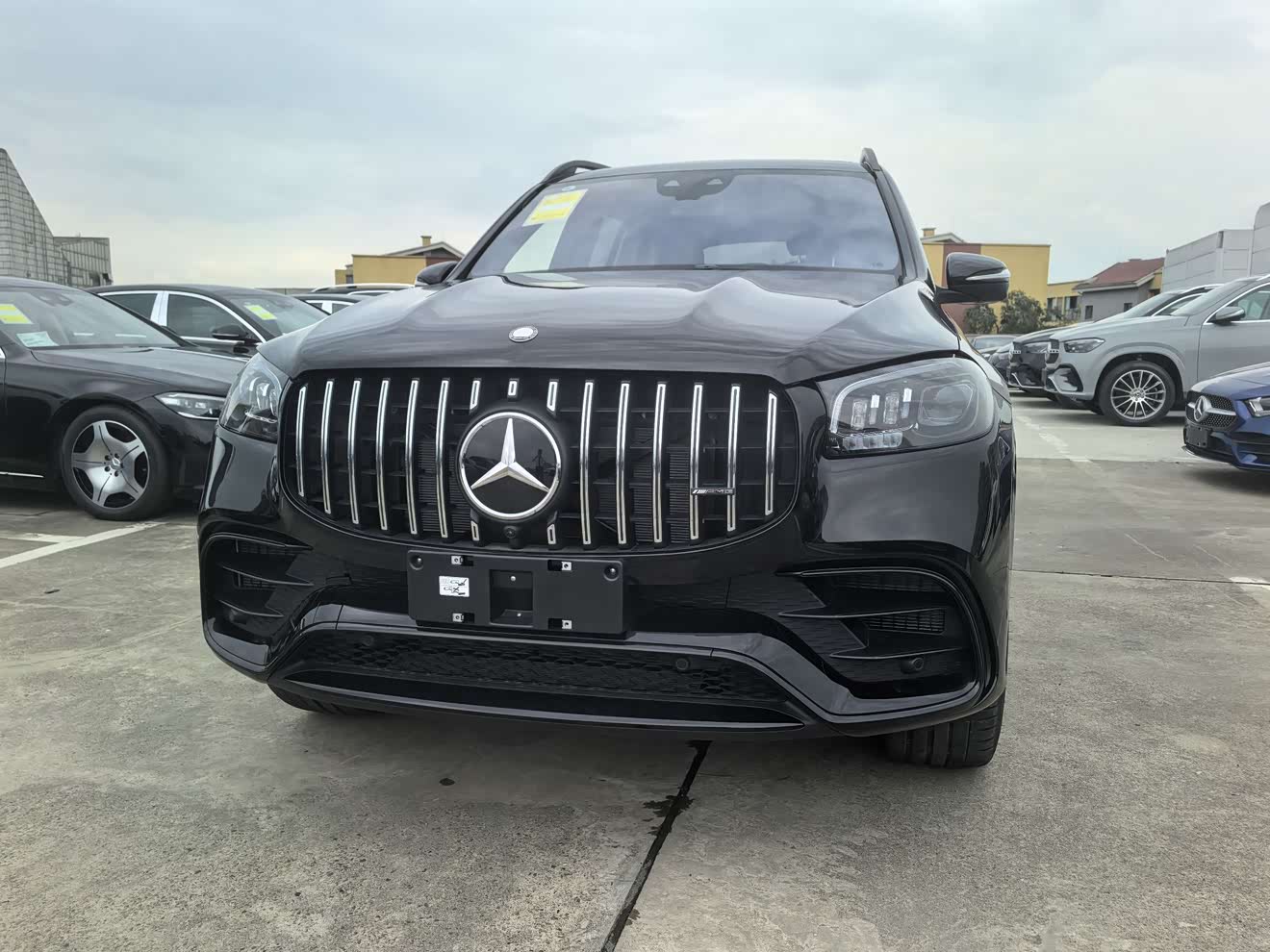 Mercedes-Benz GLS AMG car image 