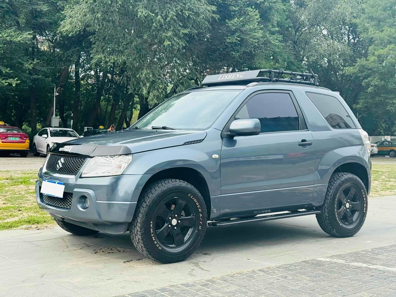 Suzuki Grand Vitara 2008 汽车图片 