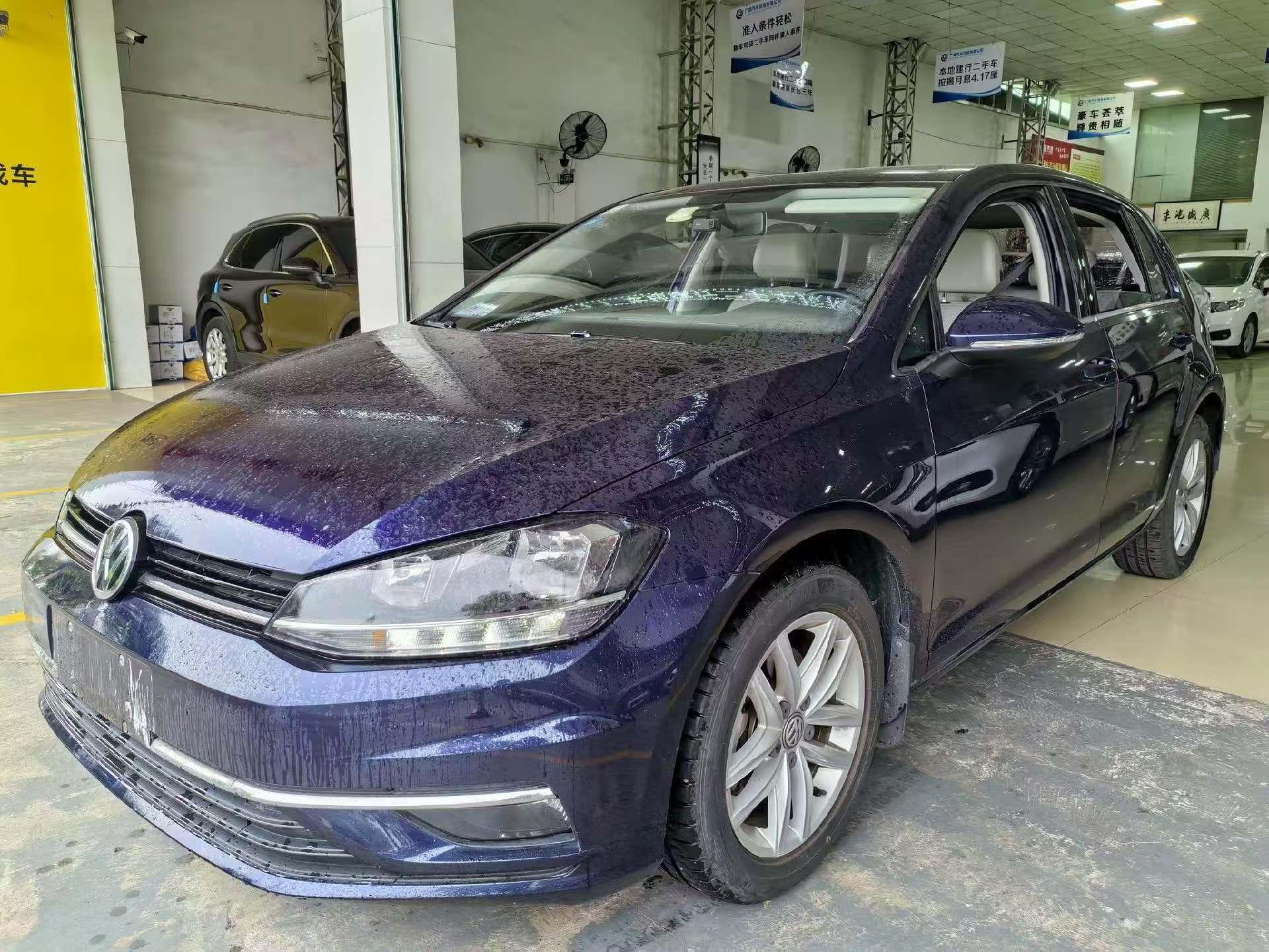 Volkswagen Golf 2018 car image 