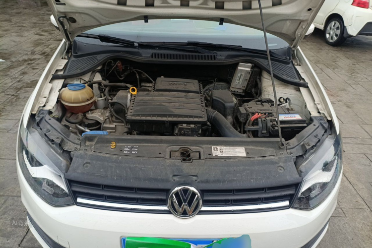Volkswagen Polo 2017 car image #22