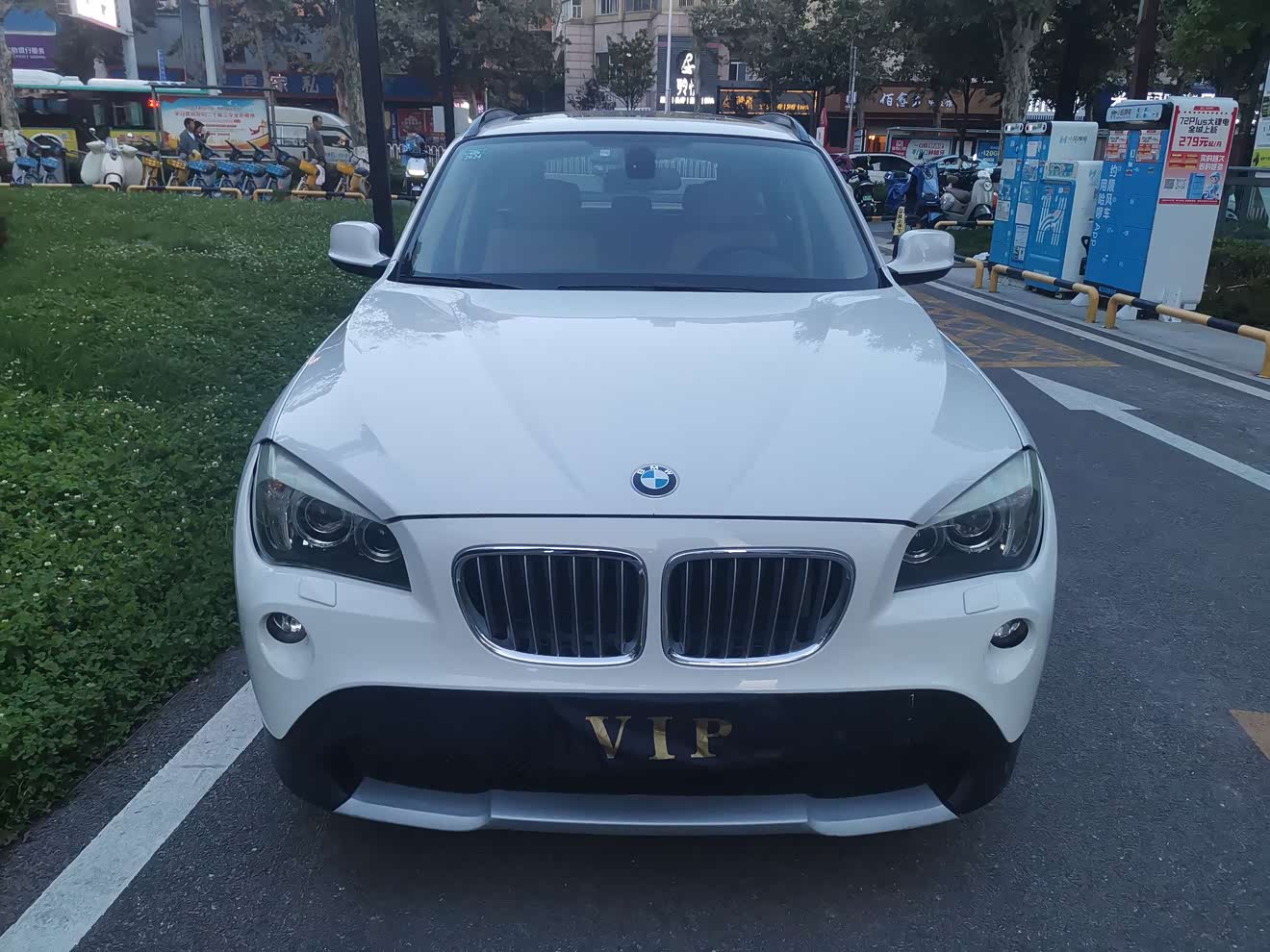 BMW X1 (Imported) 2011 car image 