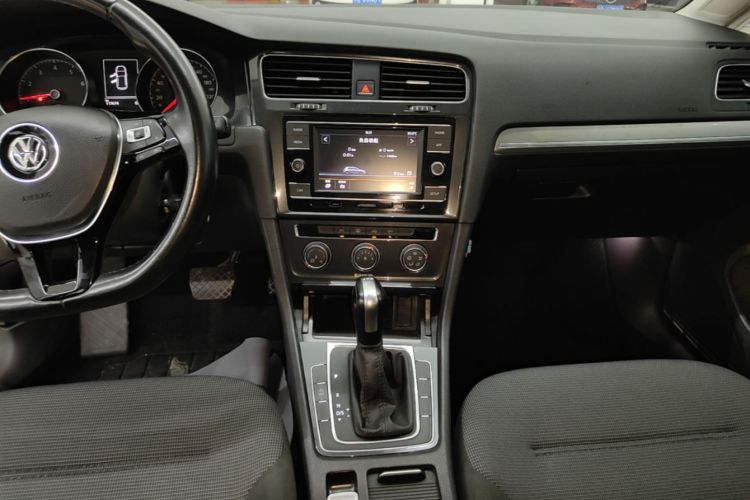 Volkswagen Golf 2018 #13 Volkswagen Golf 2018 car image #13