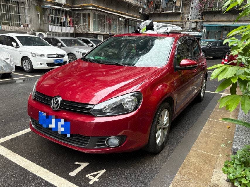 Volkswagen Golf 2013 car image 