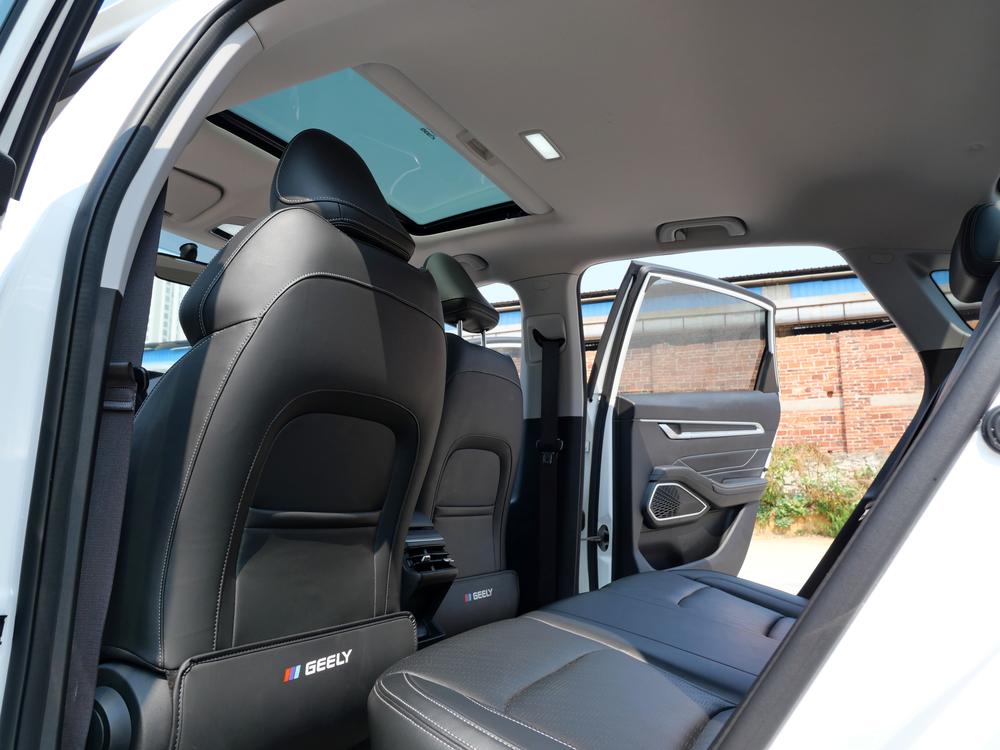 GEELY Emgrand 2021 #16 GEELY Emgrand 2021 car image #16