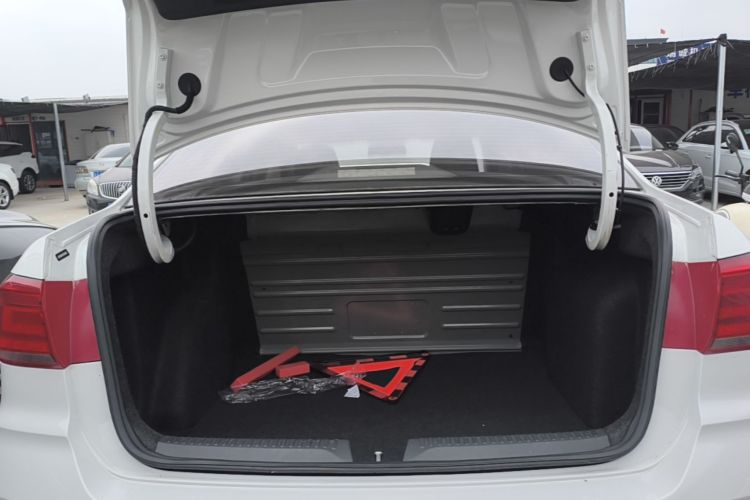 Volkswagen Santana 2021 car image #19