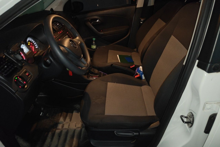 Volkswagen Polo 2018 #15 Volkswagen Polo 2018 car image #15