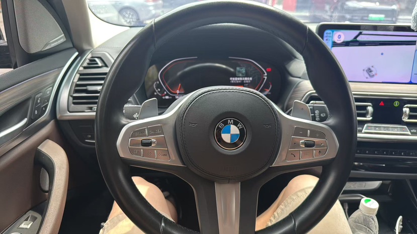 BMW X3 2023 car image #3