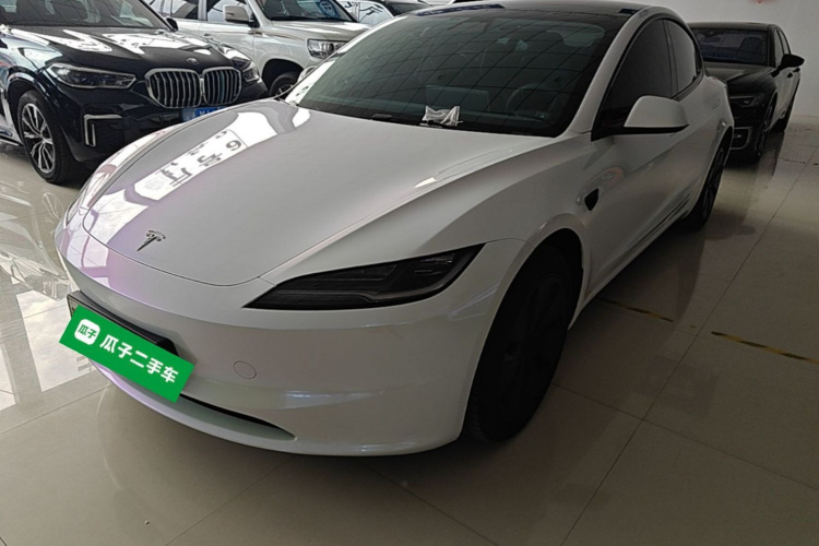Tesla Model 3 2025 #2 Tesla Model 3 2025 car image #2
