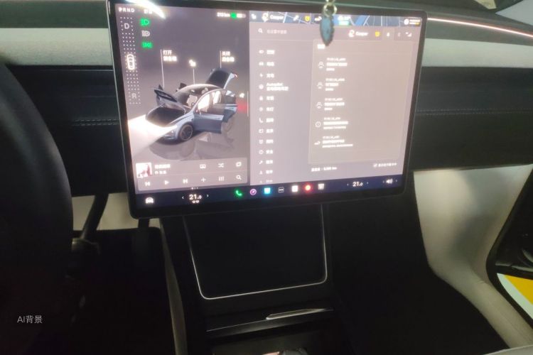 Tesla Model Y 2025 #15 Tesla Model Y 2025 car image #15