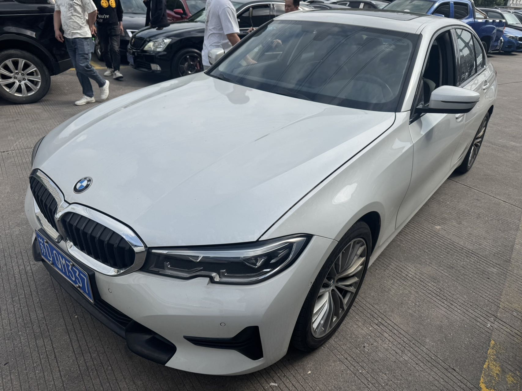 BMW 3 Series 2020 BMW 3 Series 2020 car image