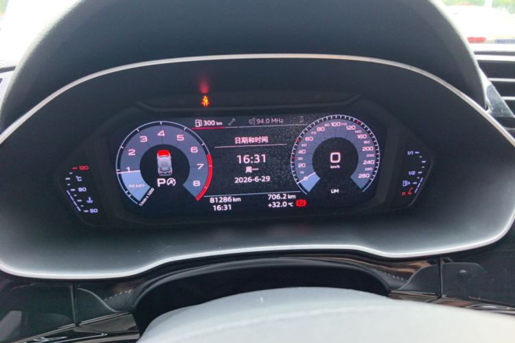 Audi Q3 2019 #12 Audi Q3 2019 car image #12