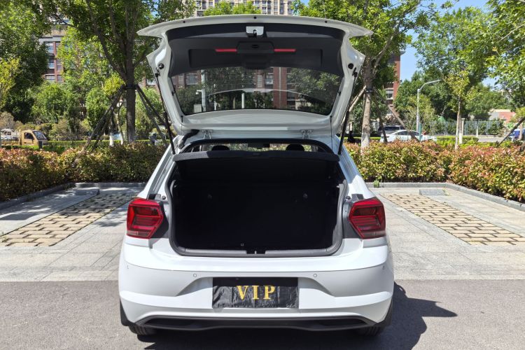 Volkswagen Polo 2023 car image #8