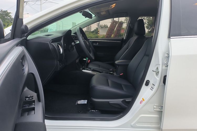 Toyota Corolla 2019 #16 Toyota Corolla 2019 car image #16