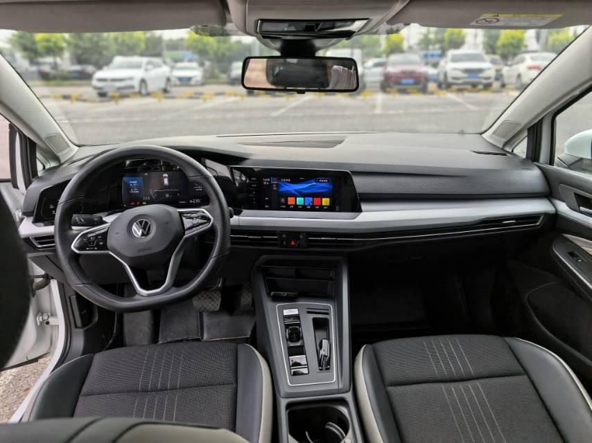 Volkswagen Golf 2023 #8 Volkswagen Golf 2023 car image #8